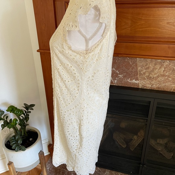 Saylor - Picture 7 of 9